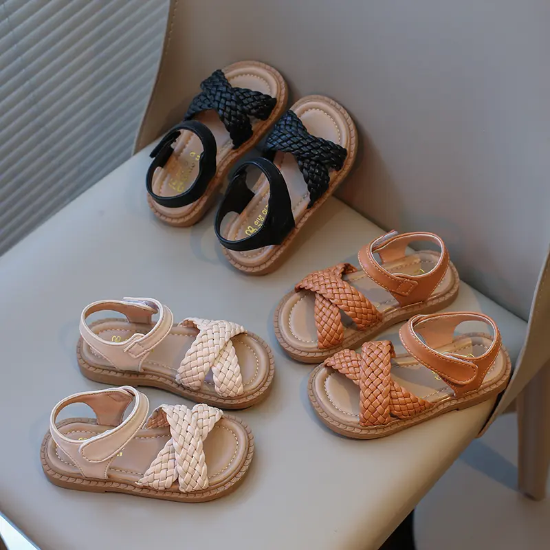 Toddlers Girls Sandals Kids Princess Beach Shoes 2025 Brand New Cross Tied Weave Style Fashion Children Summer Sandals Soft Cute