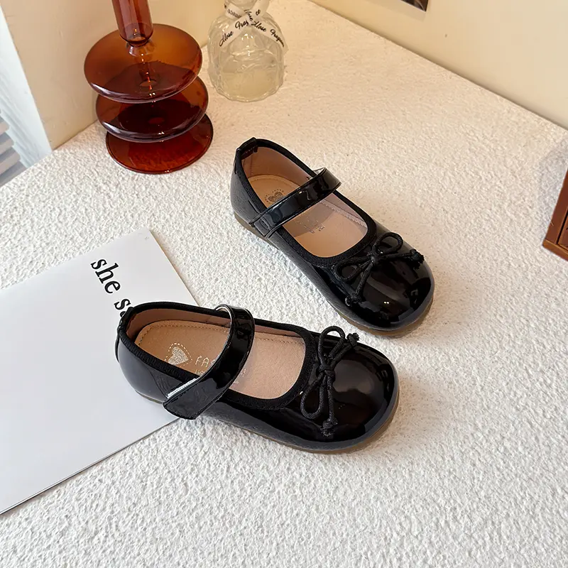 Little Girl Leather Shoes Spring Autumn Simple Bowtie Children Princess Shoes 2025 Trend Versatile Kid Causal Fashion Flat Shoes