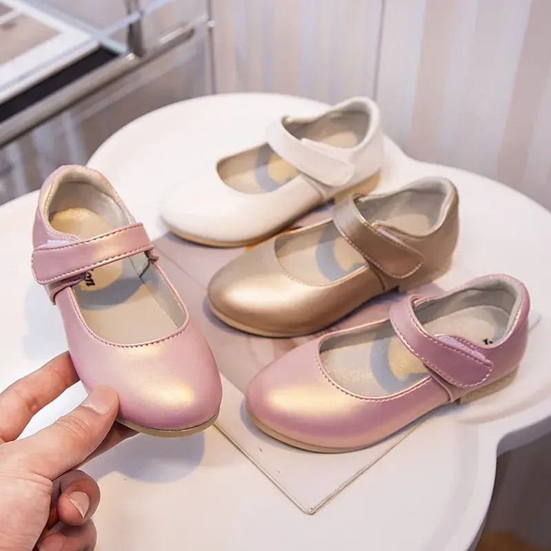Girls PU Princess Leather Shoes 2025 Fashion New Versatile Casual Soft-Sole Breathable Kids Beach Shoes for Girls Wholesale Soft