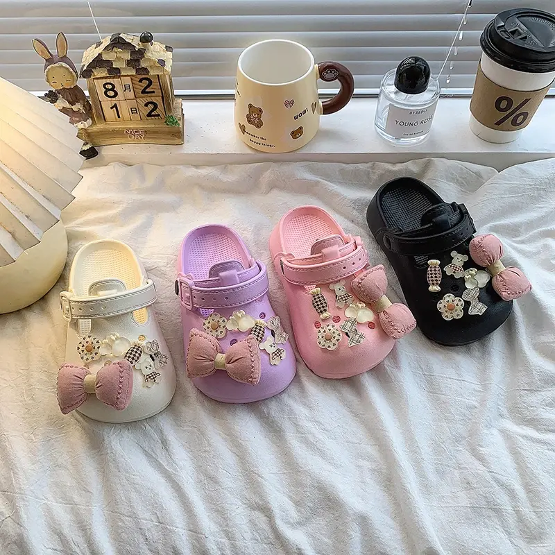 2025 Children Casual Slippers for Girls Summer New Fashion Korean Style Soft Bottom Anti-slippery Versatile Cut-outs Beach Shoes