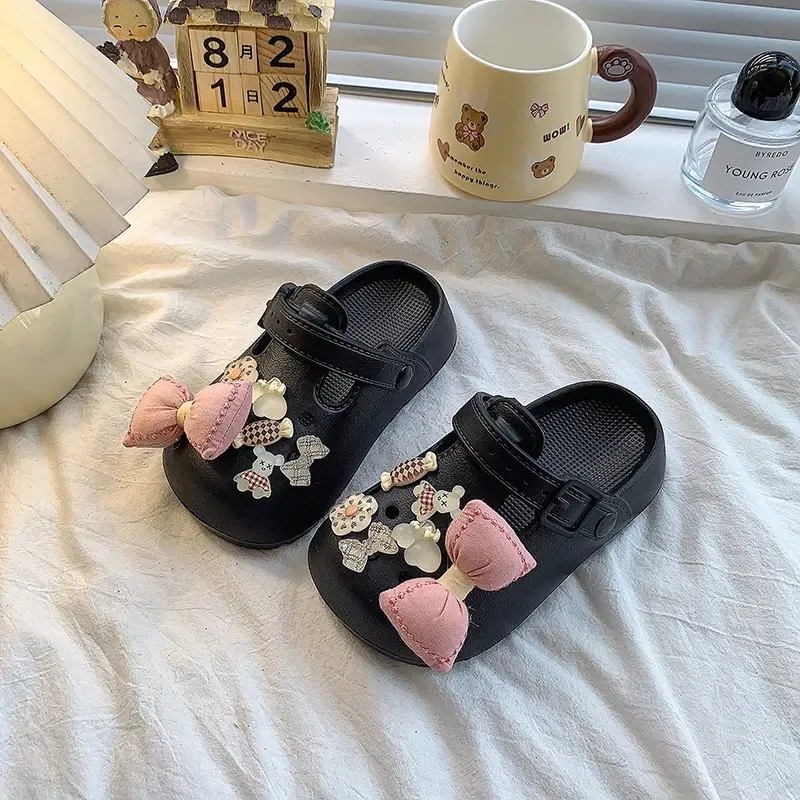 2025 Children Casual Slippers for Girls Summer New Fashion Korean Style Soft Bottom Anti-slippery Versatile Cut-outs Beach Shoes
