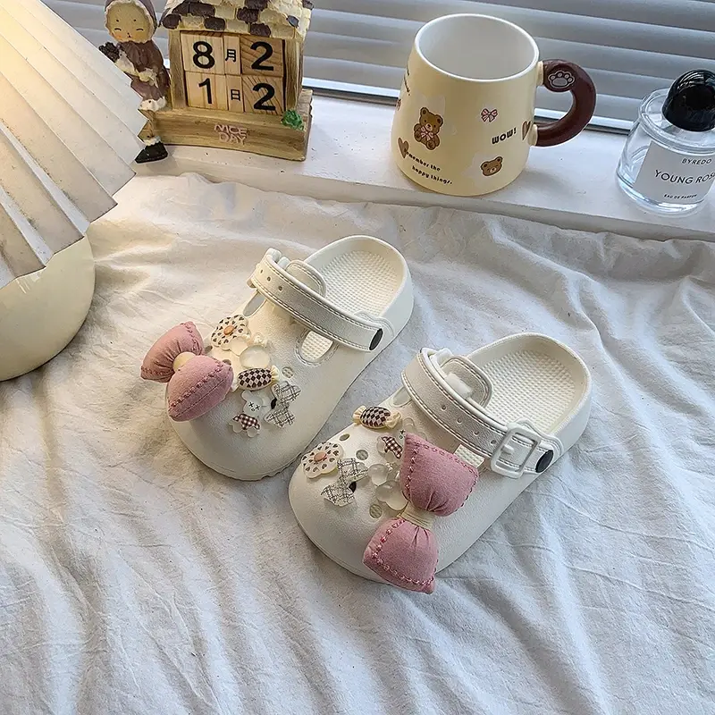 2025 Children Casual Slippers for Girls Summer New Fashion Korean Style Soft Bottom Anti-slippery Versatile Cut-outs Beach Shoes