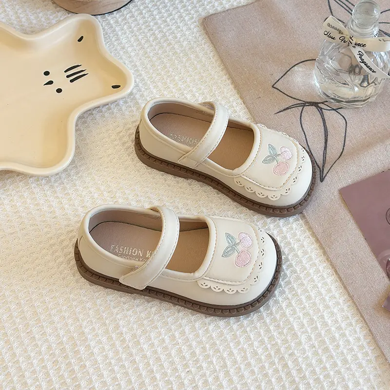 Spring Autumn Sweet Little Girl Leather Shoes Chic Embroidered Kids Princess Shoes Versatile Fashion Children Causal Flat Shoes