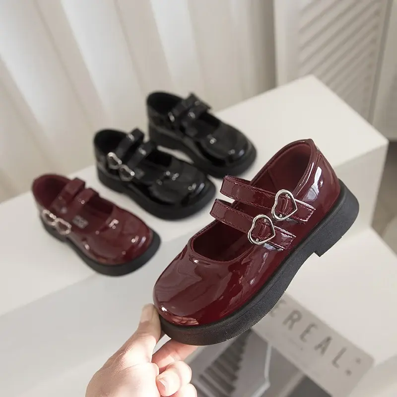 Kids Performance Dance Shoes Round Toes Girls Princess Shoes Black Glossy 2025 New Fashion Children Flat Shoes Non-slip Soft