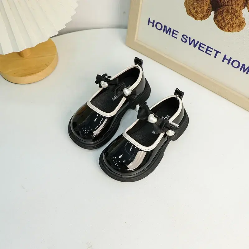 Spring Autumn Kids Mary Jane Shoes Classic Love Bowtie Black Girls Leather Shoes Sweet Lolita Children Princess Shoes Fashion