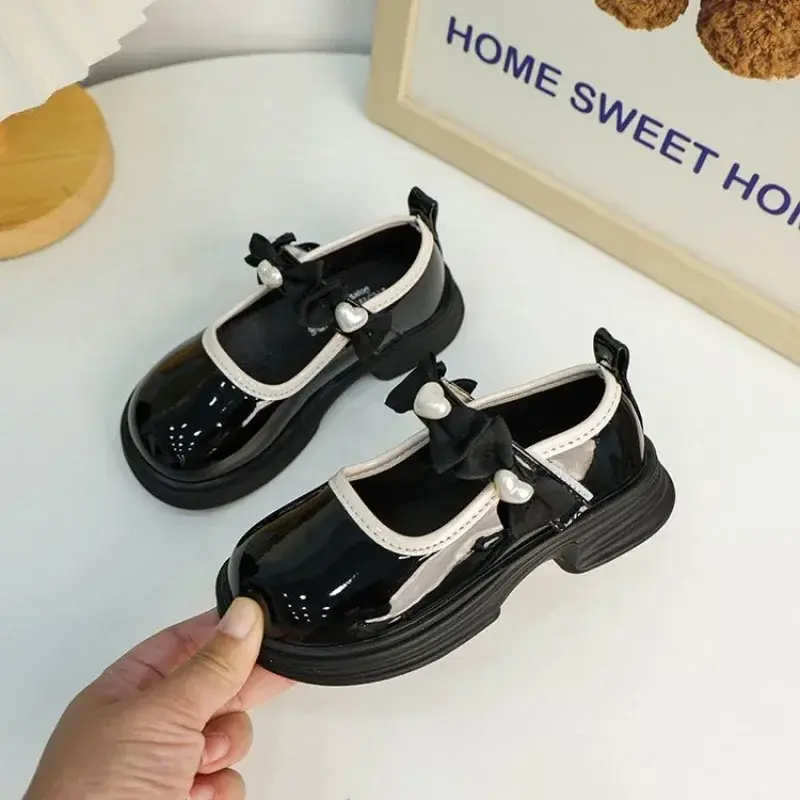 Spring Autumn Kids Mary Jane Shoes Classic Love Bowtie Black Girls Leather Shoes Sweet Lolita Children Princess Shoes Fashion