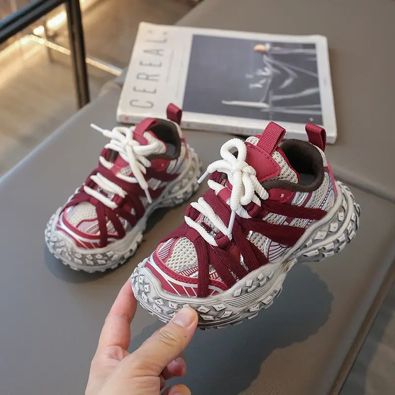 New Children's Sneakers Boys Girls Versatile Toddlers Causal Shoes Fashion Chunky Non-slip Kids School Running Sneakers Wine Red