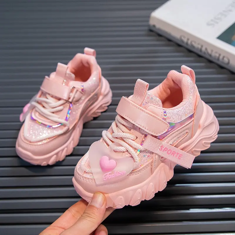 Girls Sports Shoes Kids Running Sneakers for School Fashion Cute Shiny Non-slip Children's Casual Shoes with Heart Spring Autumn