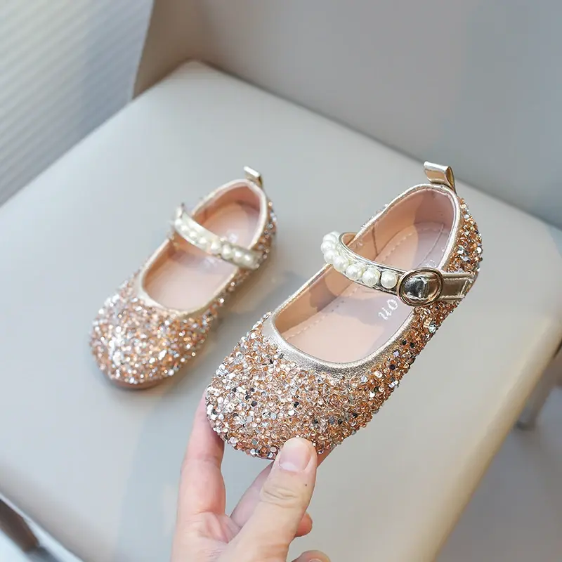 Kids Leather Shoes for Girls Glitter Rhinestone Children Crystal Shoes Girls Dress Flats for Wedding Party Pearls Beading Bling