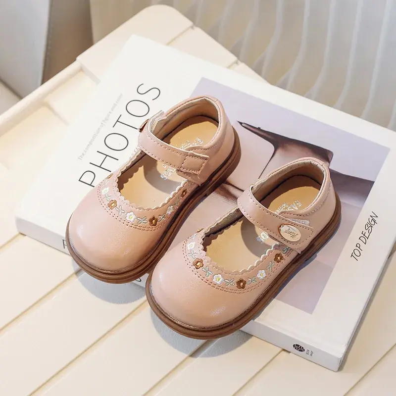 Kids Leather Shoe Fashion Embroidered Flower Girls' Flat Shoes Causal Versatile Spring Autumn Children Princess Shoes Non-slip
