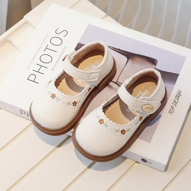 Kids Leather Shoe Fashion Embroidered Flower Girls' Flat Shoes Causal Versatile Spring Autumn Children Princess Shoes Non-slip