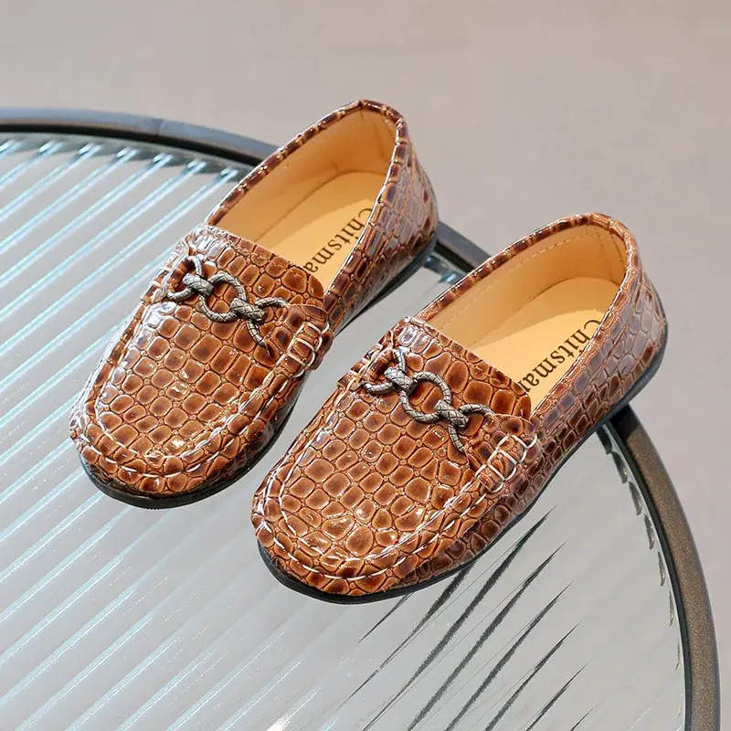 Baby Boys Leather Shoes Kids Fashion Casual Shoes Children's Flat Loafers Slip-on Moccasins Metal Buckles Classic Soft Vintage