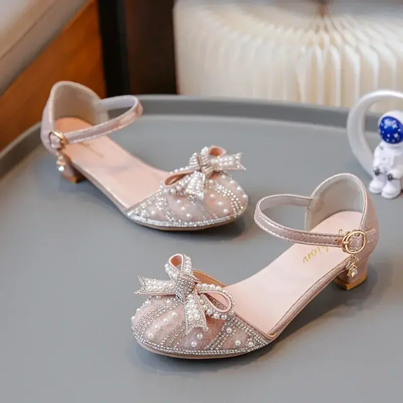 Girls' Bow Sandals Fashion Princess Shoes for Party Wedding 2025 Summer New Kids Rhinestone High Heels Children's Leather Shoes