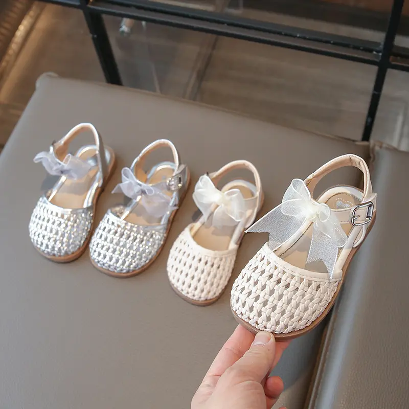 Chic Children's Sandals Summer New Elegant Girls Princess Shoes Woven Style Beach Causal Kids Flat Sandals Solid Color Versatile