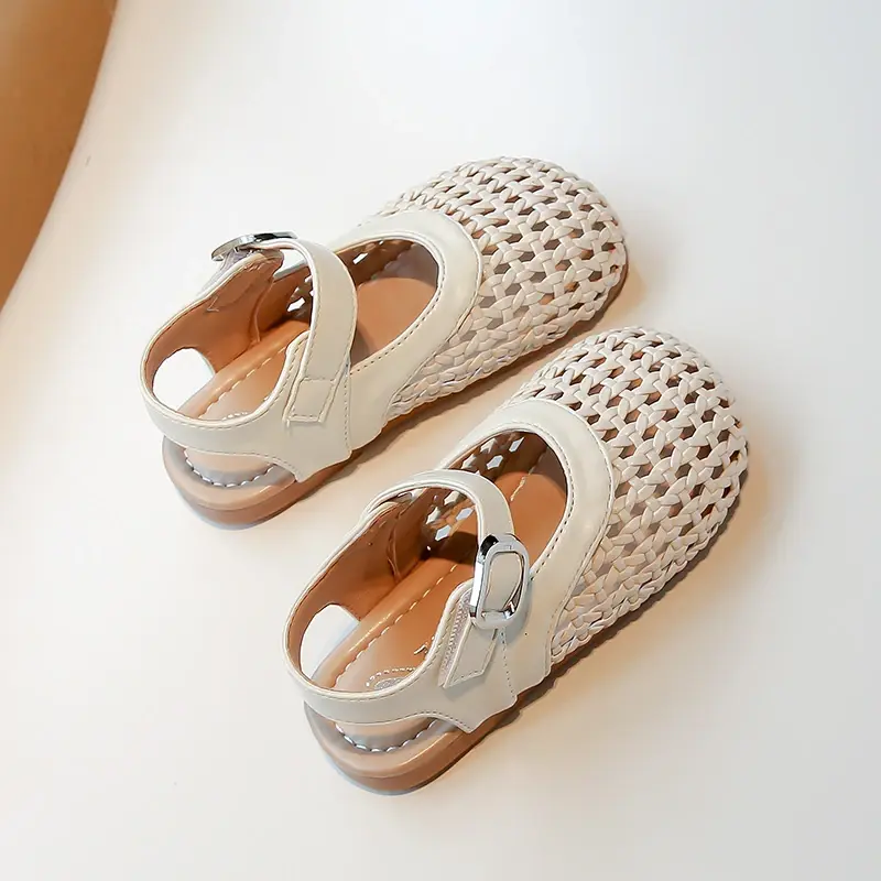 2025 Children Casual Sandals for Girls Summer New Fashion Korean Style Soft Sole Anti-slippery Versatile Cut-outs Princess Shoes