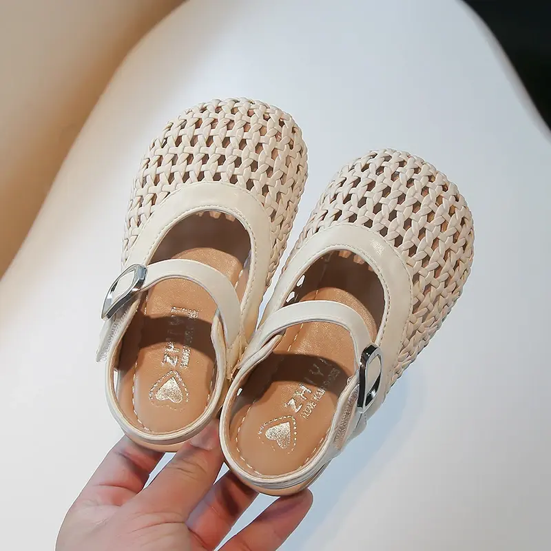 2025 Children Casual Sandals for Girls Summer New Fashion Korean Style Soft Sole Anti-slippery Versatile Cut-outs Princess Shoes