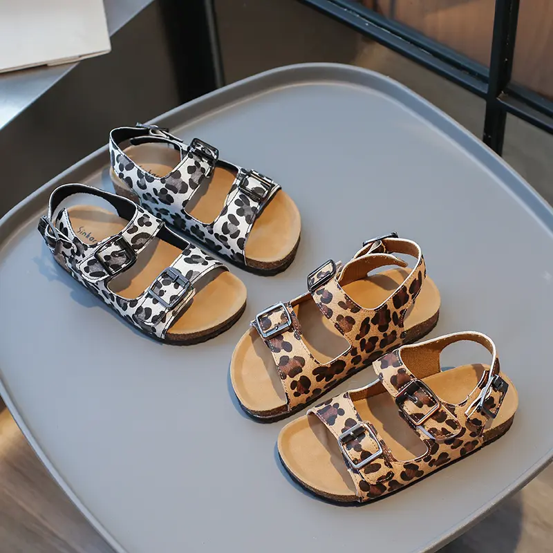 Fashion Kids Summer Sandals for Boys Girls Medium Big Children Beach Sandals Open Toes Leopard Prints Hot Sale Classic Buckle