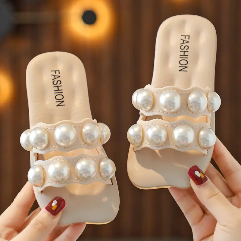 Girls Summer Slippers Family Matching Shoes Beach Shoes 2024 Brand New Children Slides with Pearls Beading Princess Mom-daughter