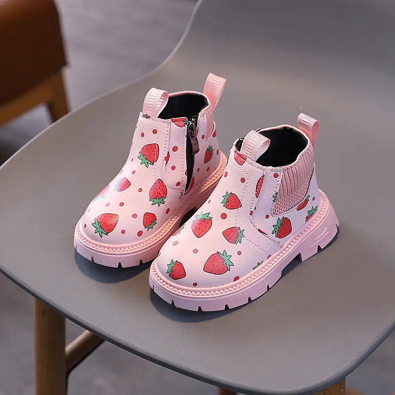 Cute Strawberry Girls Boots Fashion School Causal Children Leather Shoes Versatile Non-slip Kids Platform Ankle Boots Non-slip