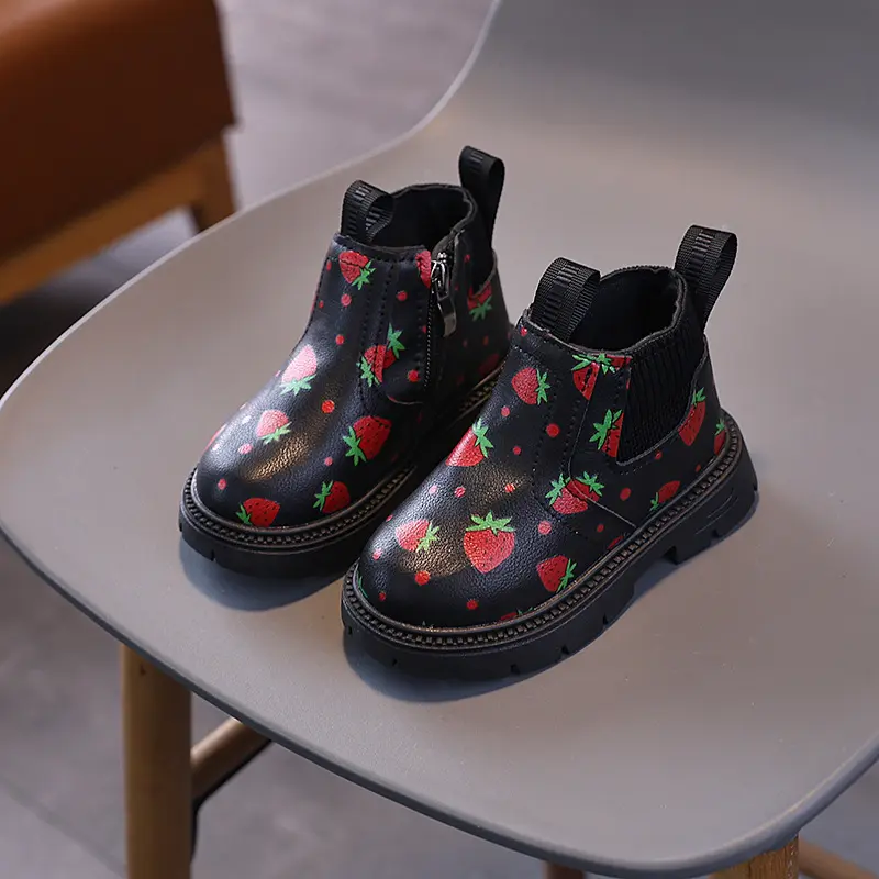 Cute Strawberry Girls Boots Fashion School Causal Children Leather Shoes Versatile Non-slip Kids Platform Ankle Boots Non-slip