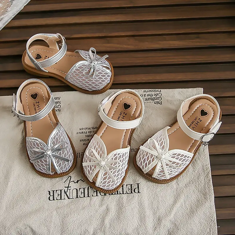 2025 Children Sandals for Girls Summer New Fashion Korean Style Soft Bottom Anti-slippery Versatile Sweet Bowtie Princess Shoes