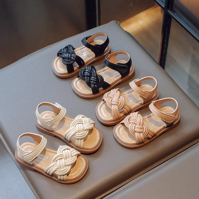 Children Fashion Girls Sandals Casual Weave Breatheable 2023 New Summer Beach Shoes Princess Flats Hook & Loop Chic Kids Korean