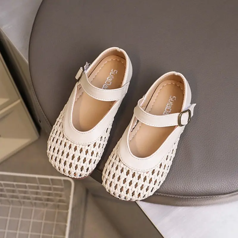 Girl Sandals Summer New Simple Children Fashion Flat Shoes Hollow-out Woven Style Kids Causal Beach Sandals Soft Soled Versatile