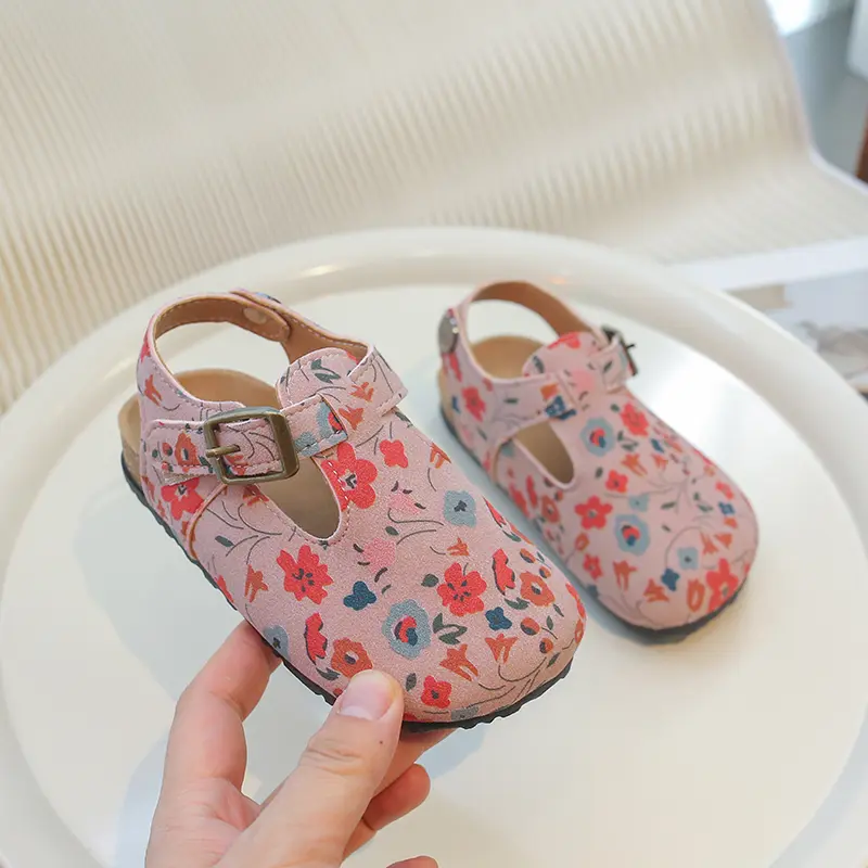 Girls Casual Sandals Soft Sole Kids Half Slippers with Butterfly Summer Children Toes Capped Beach Shoes Anti-Slippery