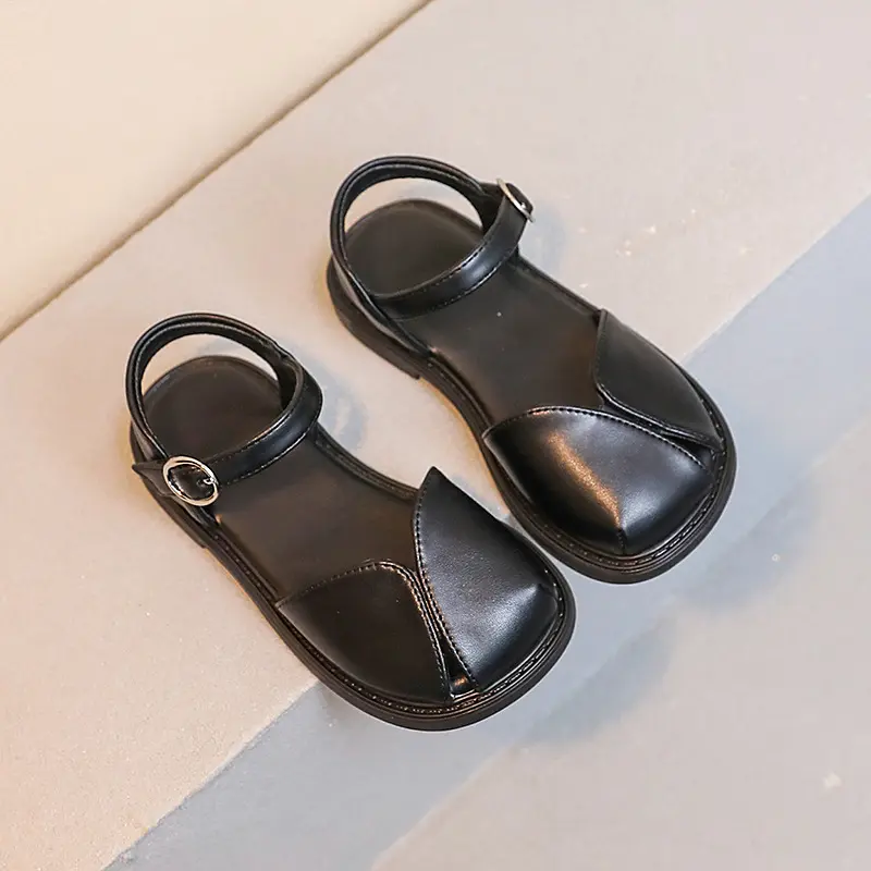 Girls Summer Sandals Toe-covered Anti-kick 2024 Brand New Children Flat Sandals Princess Retro Classic Ins Hot Fashion Soft Chic
