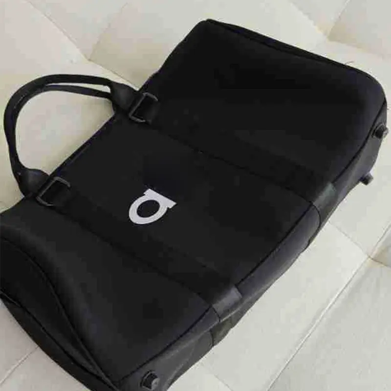 Travel Black Duffle Bag Side Zipper Luxurious Neoprene Creative Stone Overnight Bag Weekender Bag for Travel Sports Gym Bags