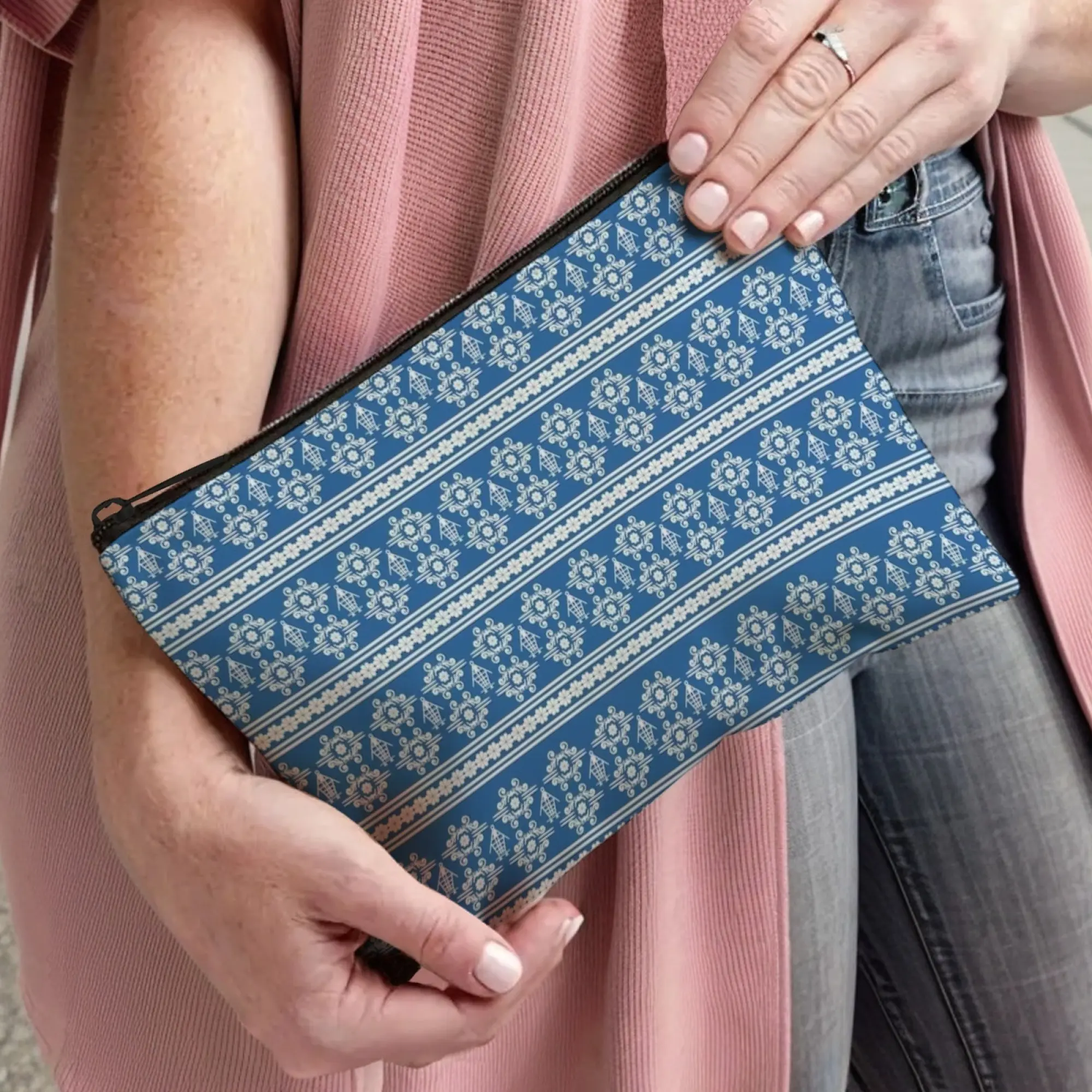 Artistic Ethnic Floral Women Cosmetic Bag Persian Inspire Pattern Prints Lightweight Zipper Pouch for Travel & Makeup Storage