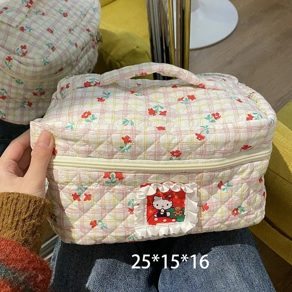 Women Cute Large Capacity Cat Prints Makeup Bag Ladies' Instagram Travel Portable Toilet Bag Student Pen Case