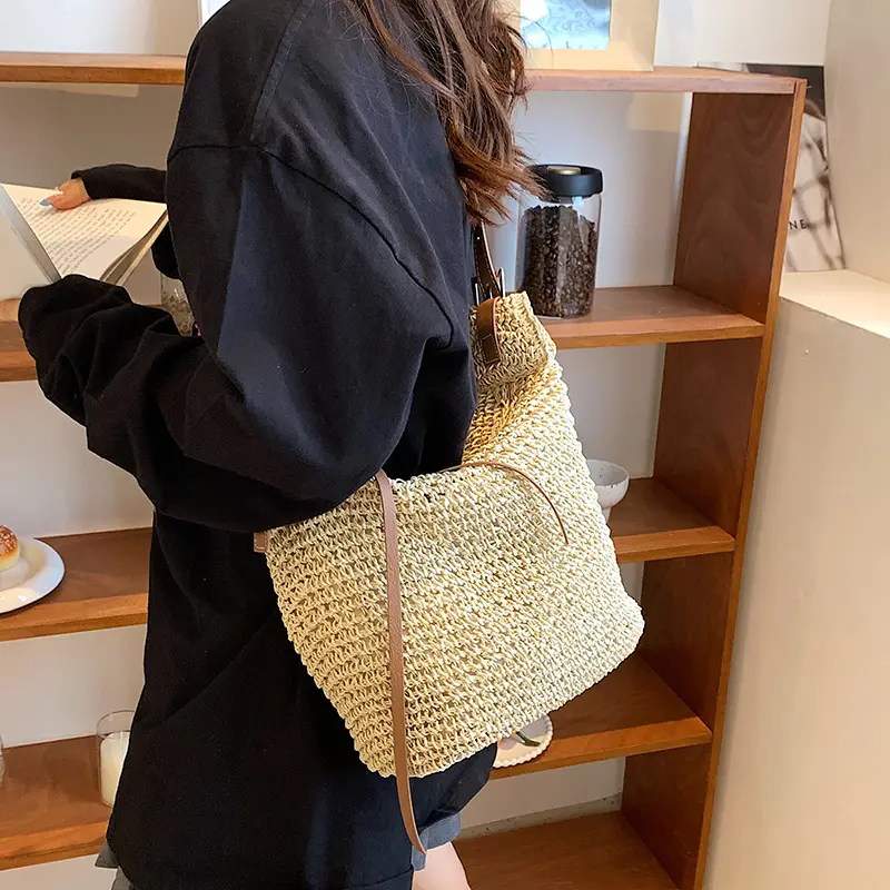 Women's Woven Handbag Luxury Designer Beach Bag Large Capacity Female Straw Hobo Bag Fashion Travel Shoulder Crossbody Bags