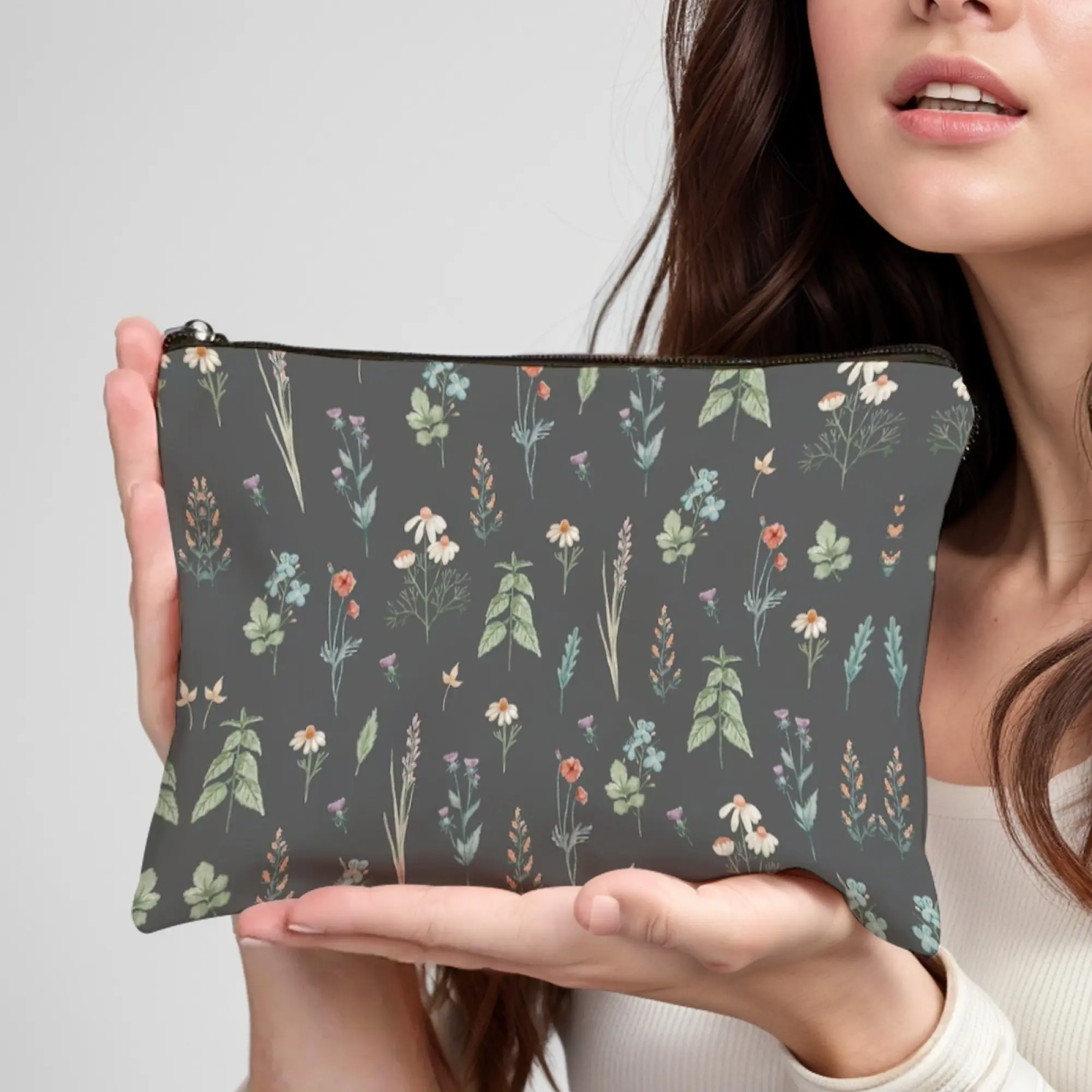Vintage Botanical Specimen Canvas Makeup Bag Pressed Flower Prints with Scientific Labels Matte Texture for Nature Lovers