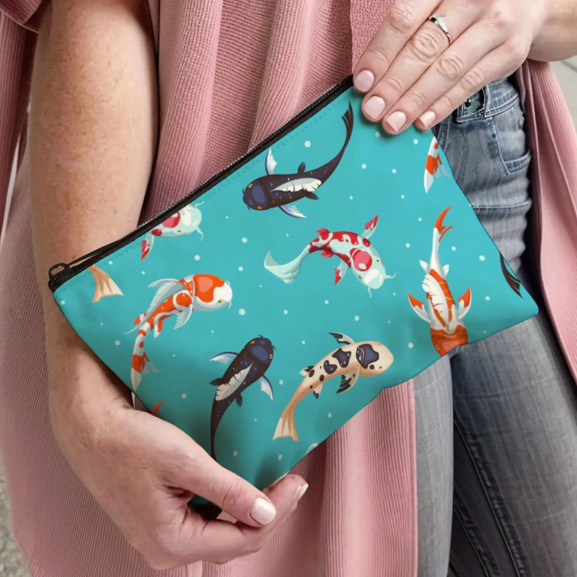 Classical Lucky Koi Pattern Cosmetic Bag Durable Zipper Organizer with Chinese Cultural Elements Perfect for Daily Makeup Tote