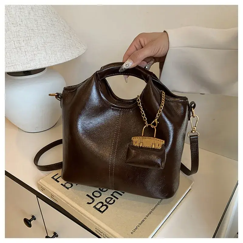 Crossbody Bags for Women Trendy PU Leather Hobo Fashion Travel Handbags with Adjustable Guitar Strap Shoulder Bucket Bags