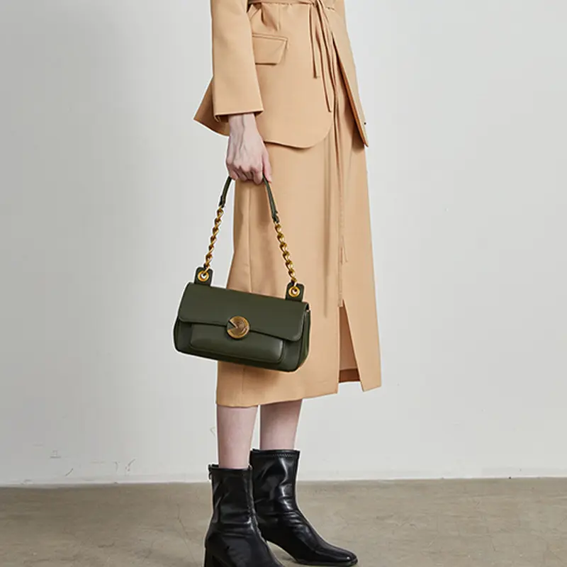 New Ladies Underarm Small Square Bag High Quality Simple Chain Luxury Designer Shoulder Casual Fashion Retro Handbag for Women