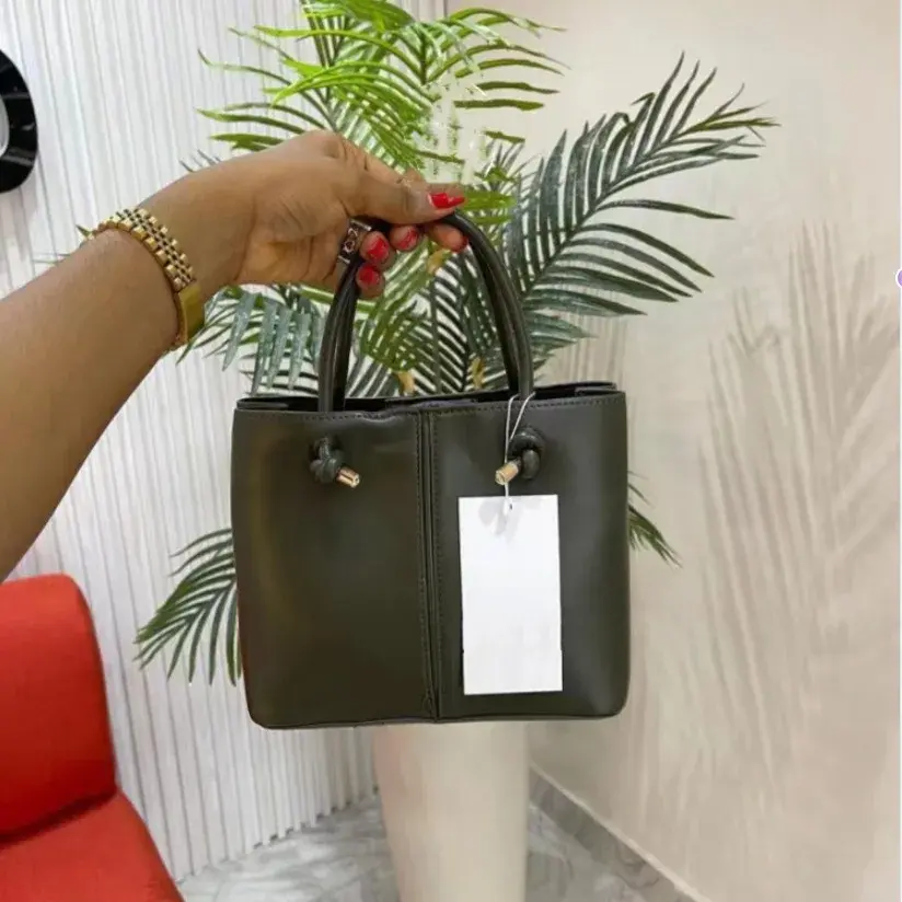 Fashionable European And American Style Vintage Bucket Bag With Large Capacity Single Shoulder Slant Crossbody Handbag