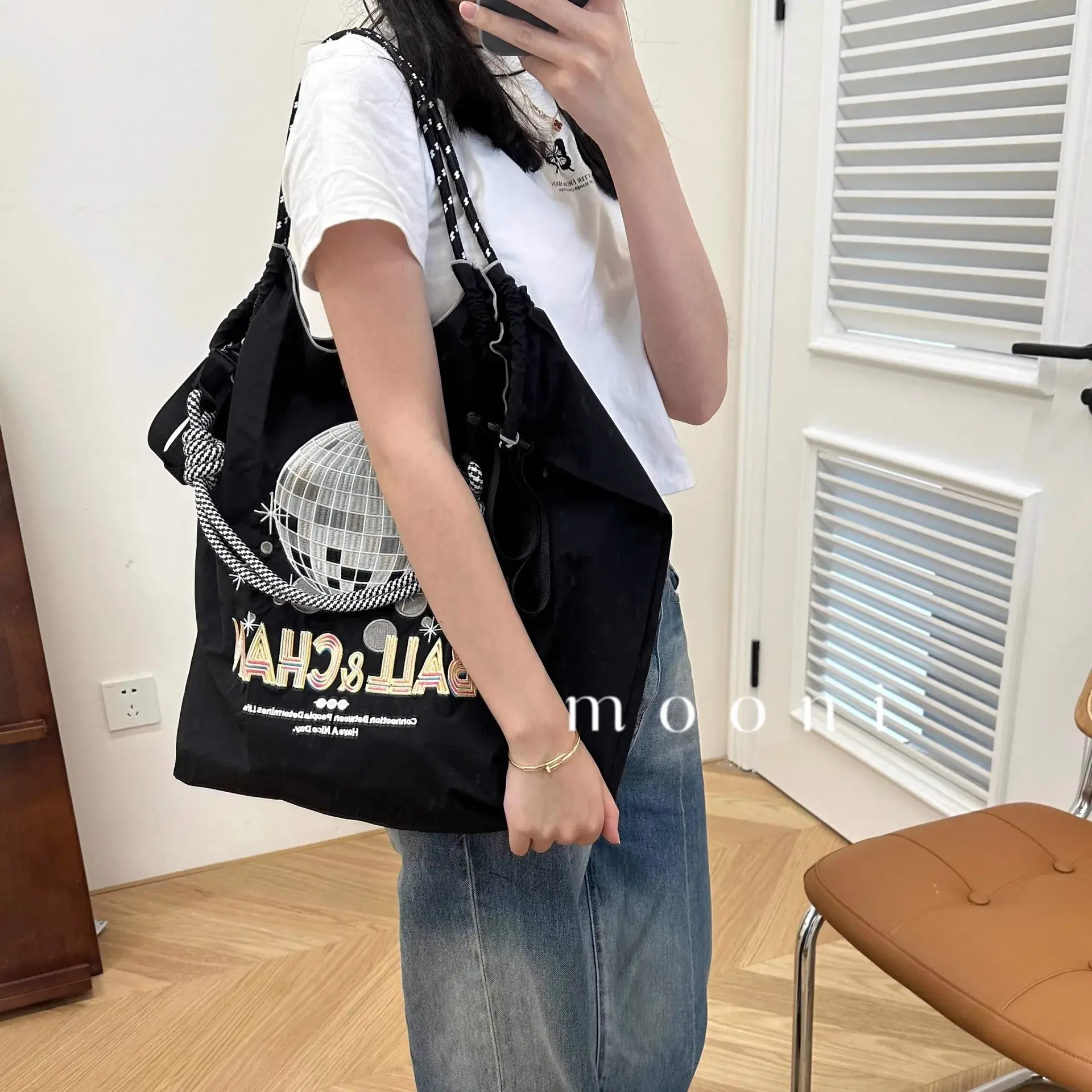 Fashionable Japanese Style Donut Shaped Ball Chain Embroidered Shopping Bag Large Capacity Single Shoulder Bag For Women
