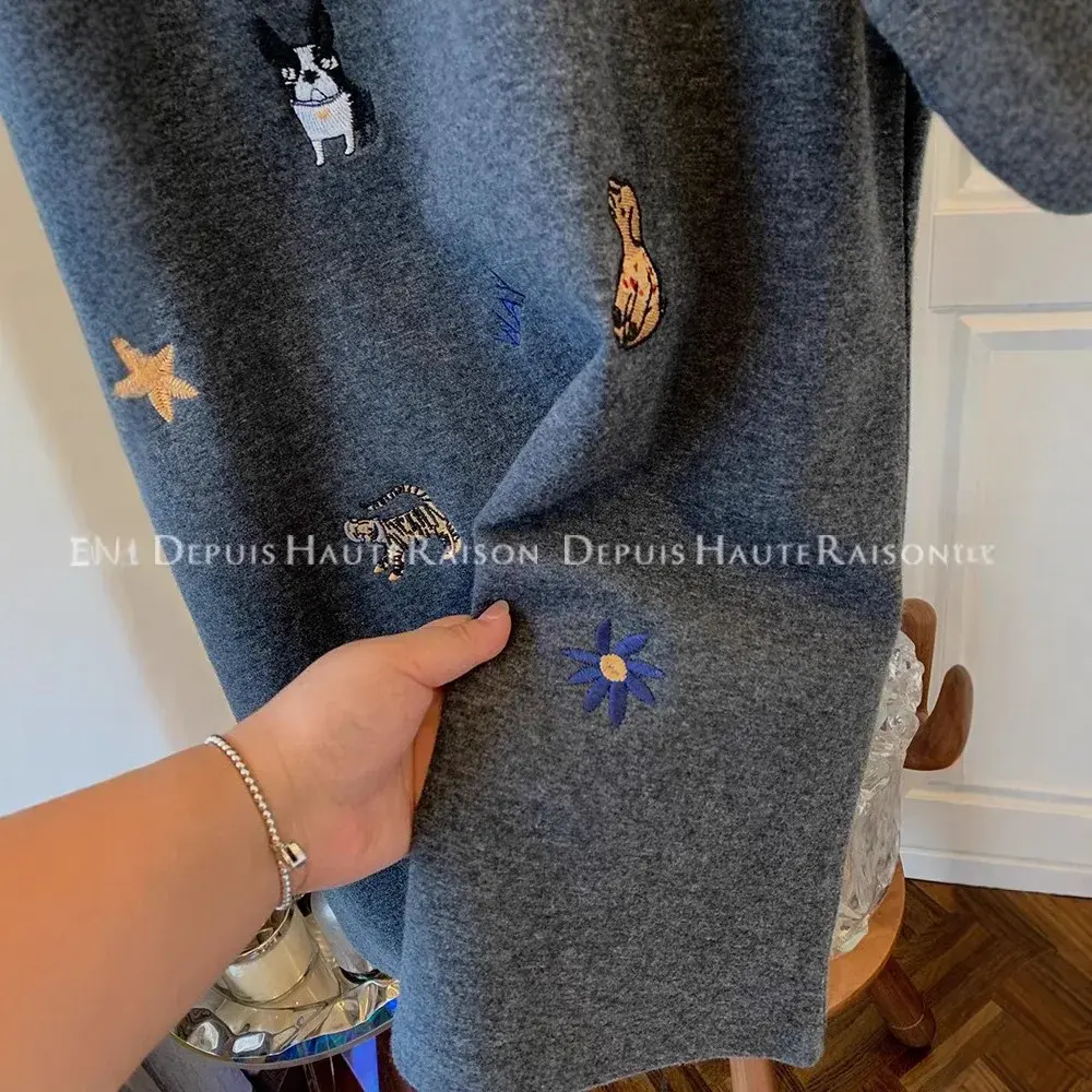 American Style Thickened Short Sleeve T-Shirt Women's Autumn Winter New Small Design Sense Flocking Embroidery Top