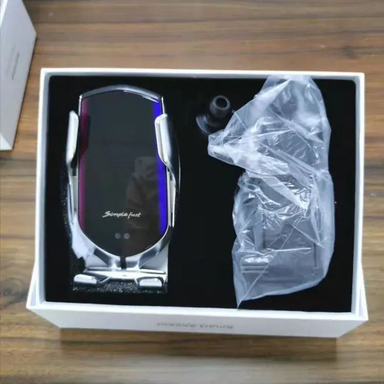 Motorcycle Electronic Accessories Factory Original Magic Clamp R2 Large Packaging Dashboard Car Smart Wireless Charging Phone Ho