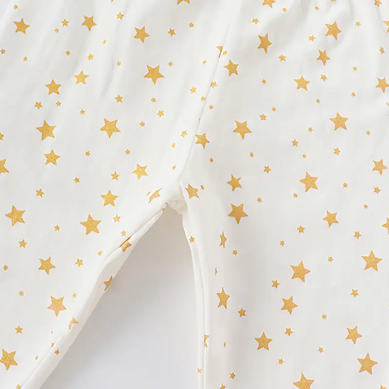 2Pcs Girls' Christmas  Themed Pajama Set Pink Top with Santa Print, Star Patterned Bottoms