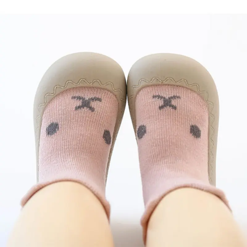 New Combed Cotton Anti slip and Breathable Children's Soft Sole Shoes Baby Walking Shoes Mesh Faced Baby Floor Socks