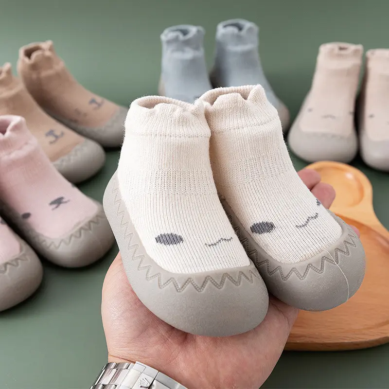 New Combed Cotton Anti slip and Breathable Children's Soft Sole Shoes Baby Walking Shoes Mesh Faced Baby Floor Socks