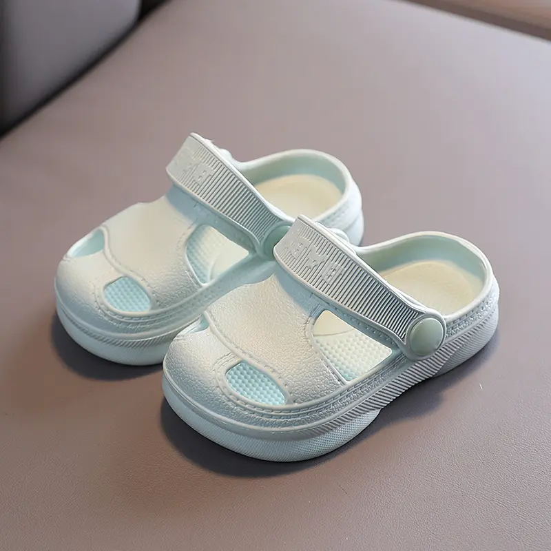 Summer New Baby Hole Shoes 2025 Children Nice Non-slip Soft Floor Old Boys Girl Beach Sandals 1 -5 Years