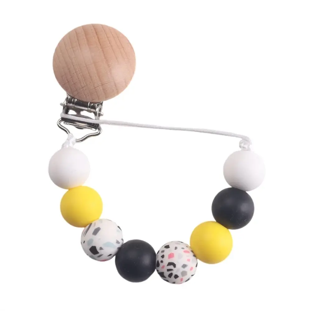Stylish & Simple Pacifier Clip - A Trendy Accessory for Baby Essentials