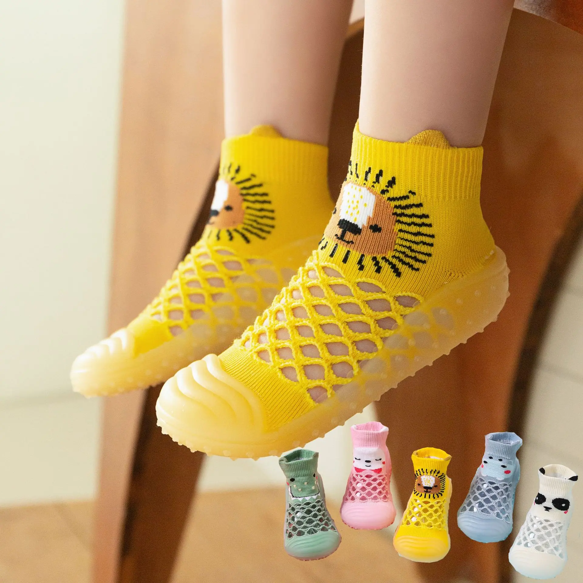Children's Walking Shoes Baby Floor Shoes Baby Socks Shoes Non Slip Indoor Soft Sole Mesh Surface Thin Sandals One Foot Pedal
