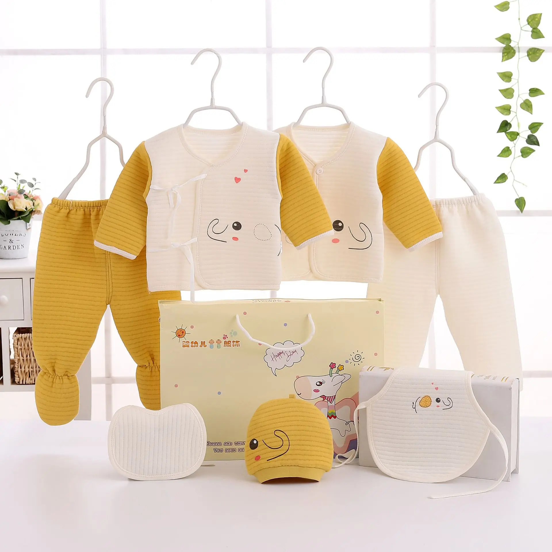 7Pcs Autumn Newborn Stuff Clothes Cartoon Cute Cotton T-shirt+Pants+Hats Baby Boys Girls Clothing Set