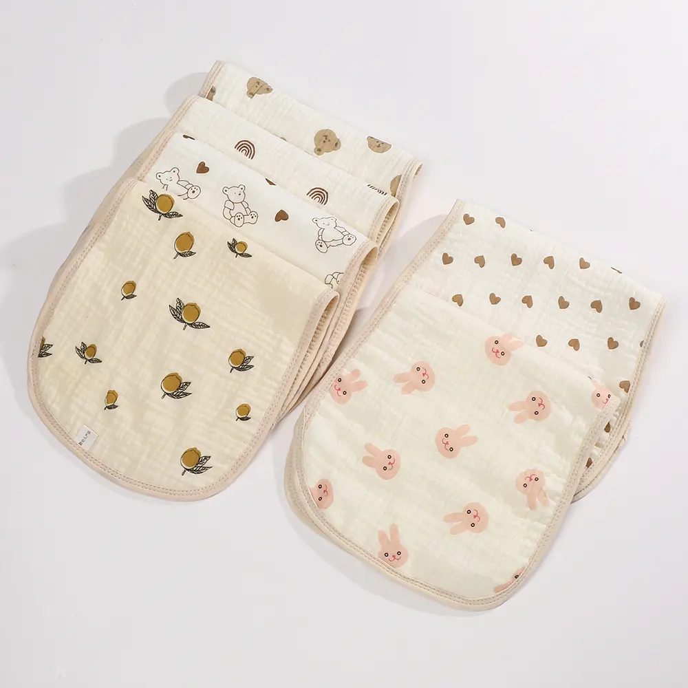 New Cotton Baby Bib Heart Cartoon Soft Cotton Burp Cloth Saliva Towel for Boy Girl Baby Bibs Safety Feeding Accessories