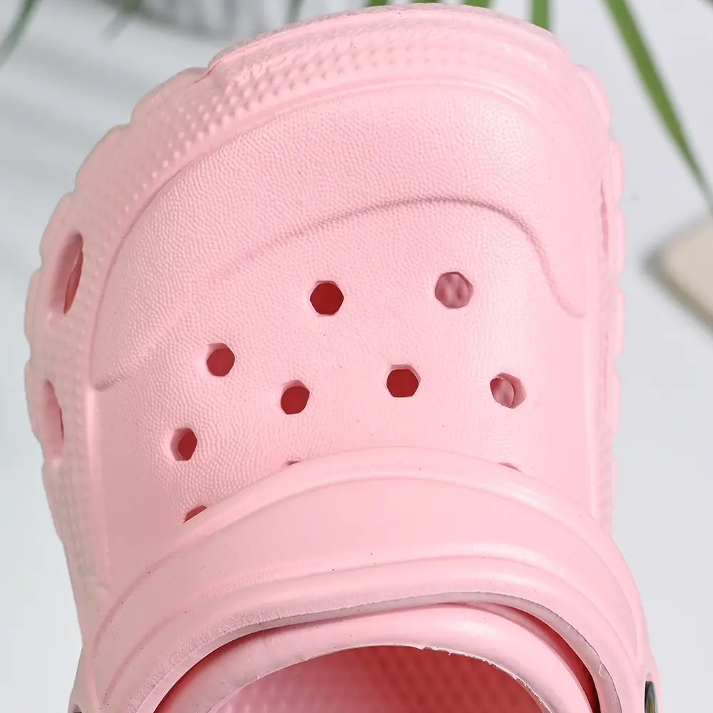 New Summer Slippers for Boys Girls Indoor Outdoor Sandals Cute Children's Hole Shoes Casual Non-Slip Beach Shoes